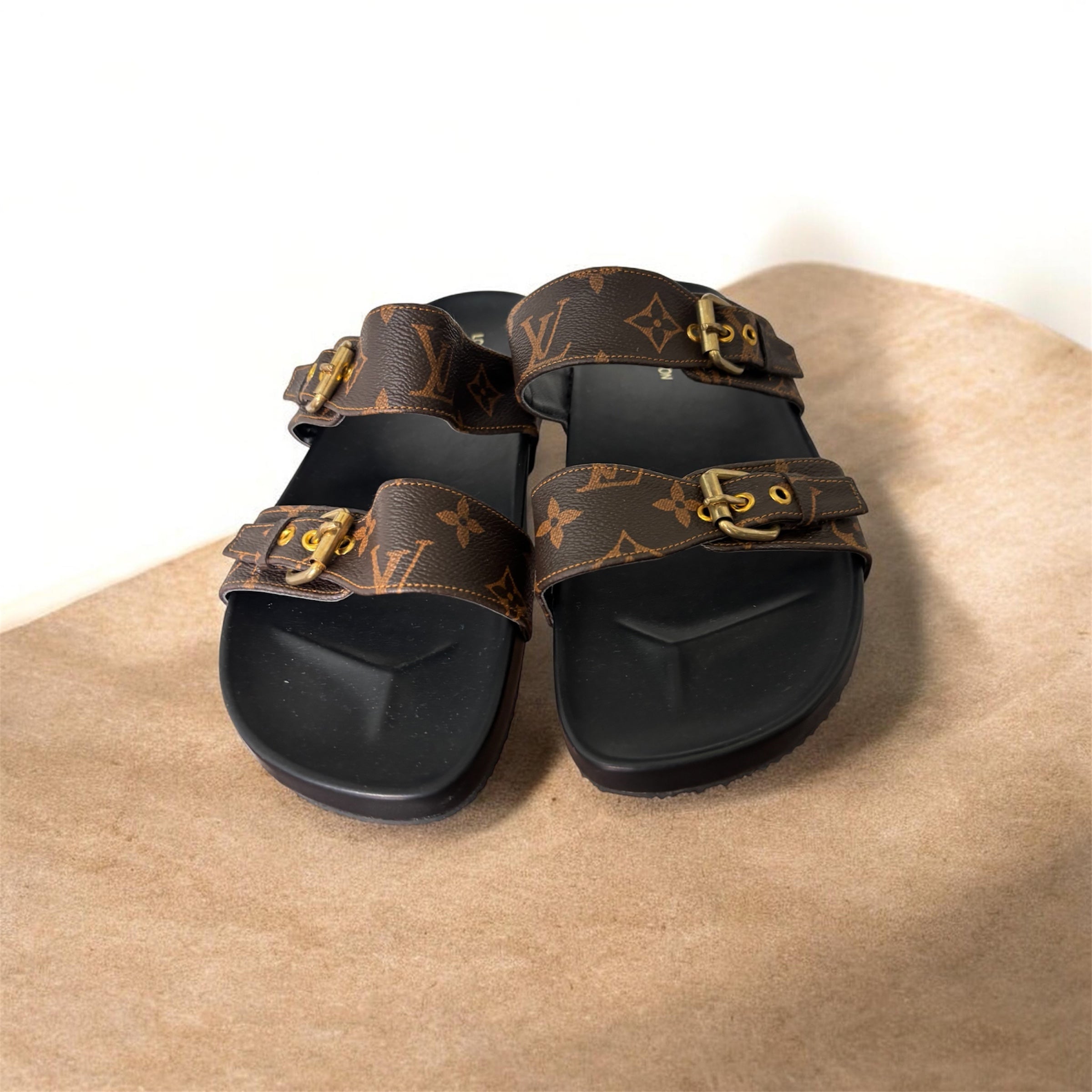 Fashion Louie Slides